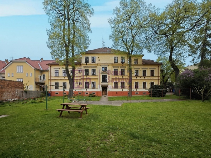 Prodej, byt 3+kk se zahradou, Jindřichův Hradec, ul. Třebického