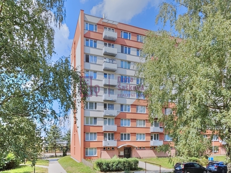 Pronájem, byt 1+1 s balkonem, 42 m2, Jindřichův Hradec, sídliště Vajgar