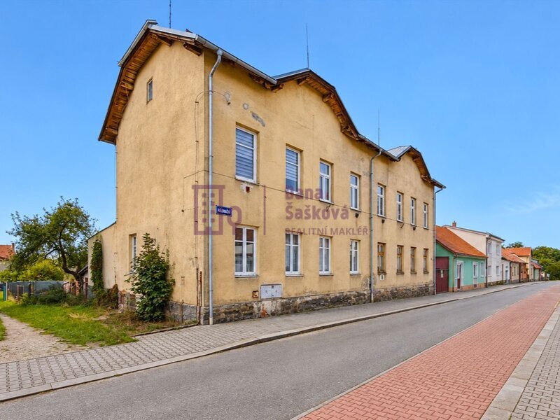 Prodej, byt 3+1 se zahradou a kůlnou, Nová Bystřice