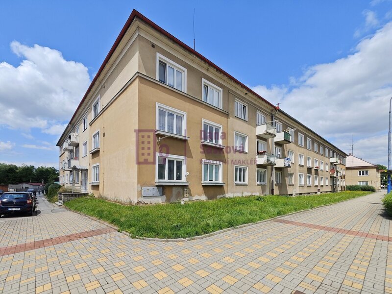 Pronájem, byt 2+1 s balkonem, 58 m2, Jindřichův Hradec, Tovární