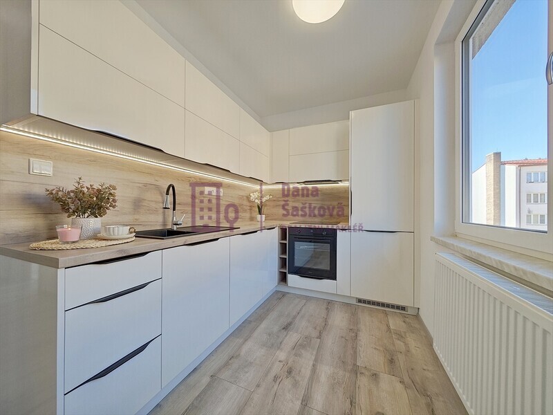 Prodej, byt 3+1 se zahradou, 68 m2, Jindřichův Hradec, Jakubská