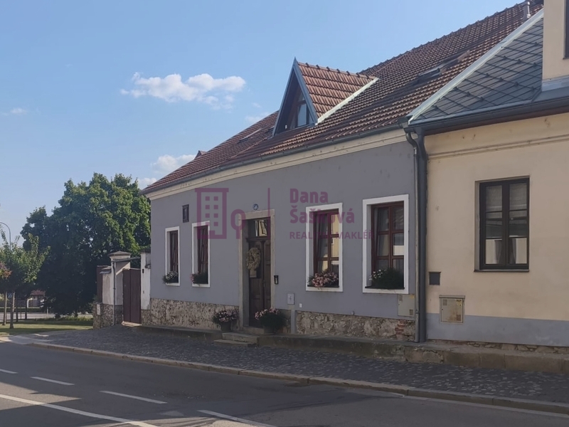 Pronájem, byt 1+1, 37 m2, Jindřichův Hradec, Růžová