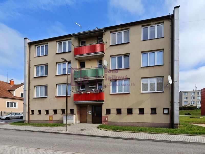 Prodej, byt 2+1 s balkonem, 55 m2, Nová Bystřice, ul. Nádražní