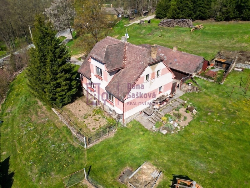 Prodej, rodinný dům, 4+1, 5303 m2, Horní Němčice