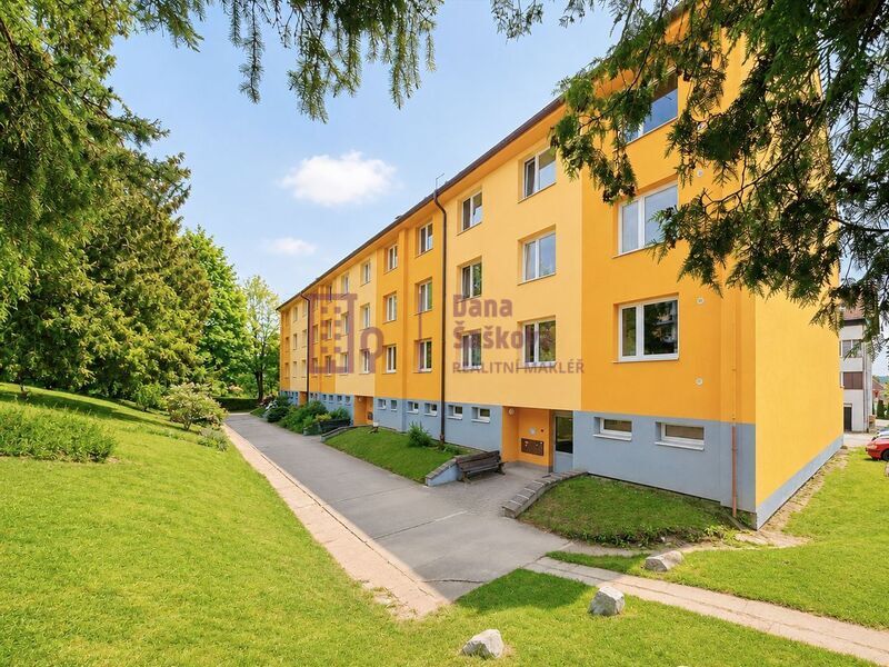 Pronájem, byt 2+1 s balkonem, 86 m2, Jindřichův Hradec, Jakubská