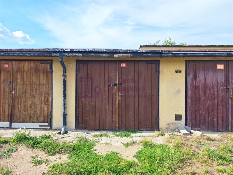 Prodej, garáž, 19 m2, Jindřichův Hradec, sídliště Vajgar
