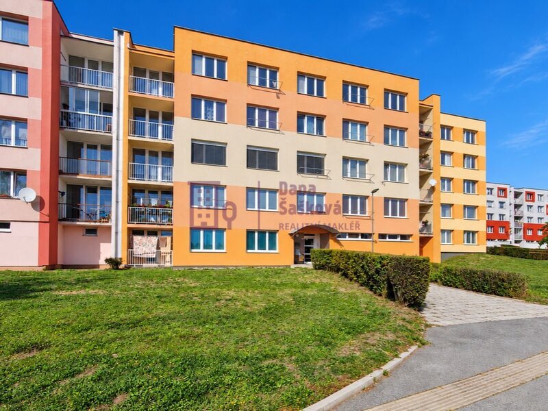 Pronájem, byt 1+1, 44 m2, Jindřichův Hradec, sídliště Vajgar