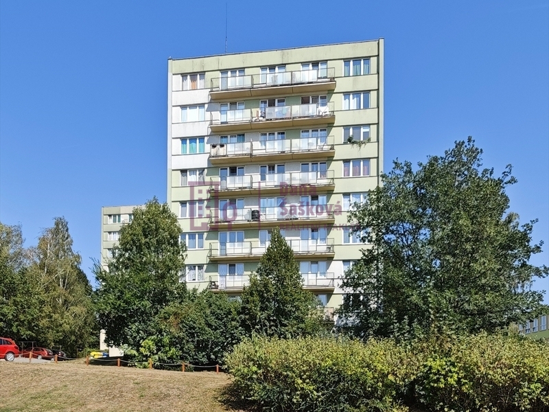 Pronájem, byt 2+kk se dvěma balkony, 45 m2, Jindřichův Hradec, sídliště Vajgar